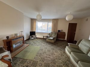 Lounge- click for photo gallery